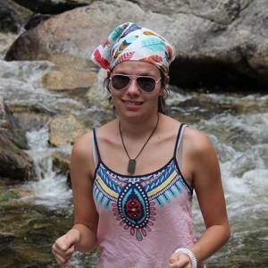 Meet your Posher, Amanda